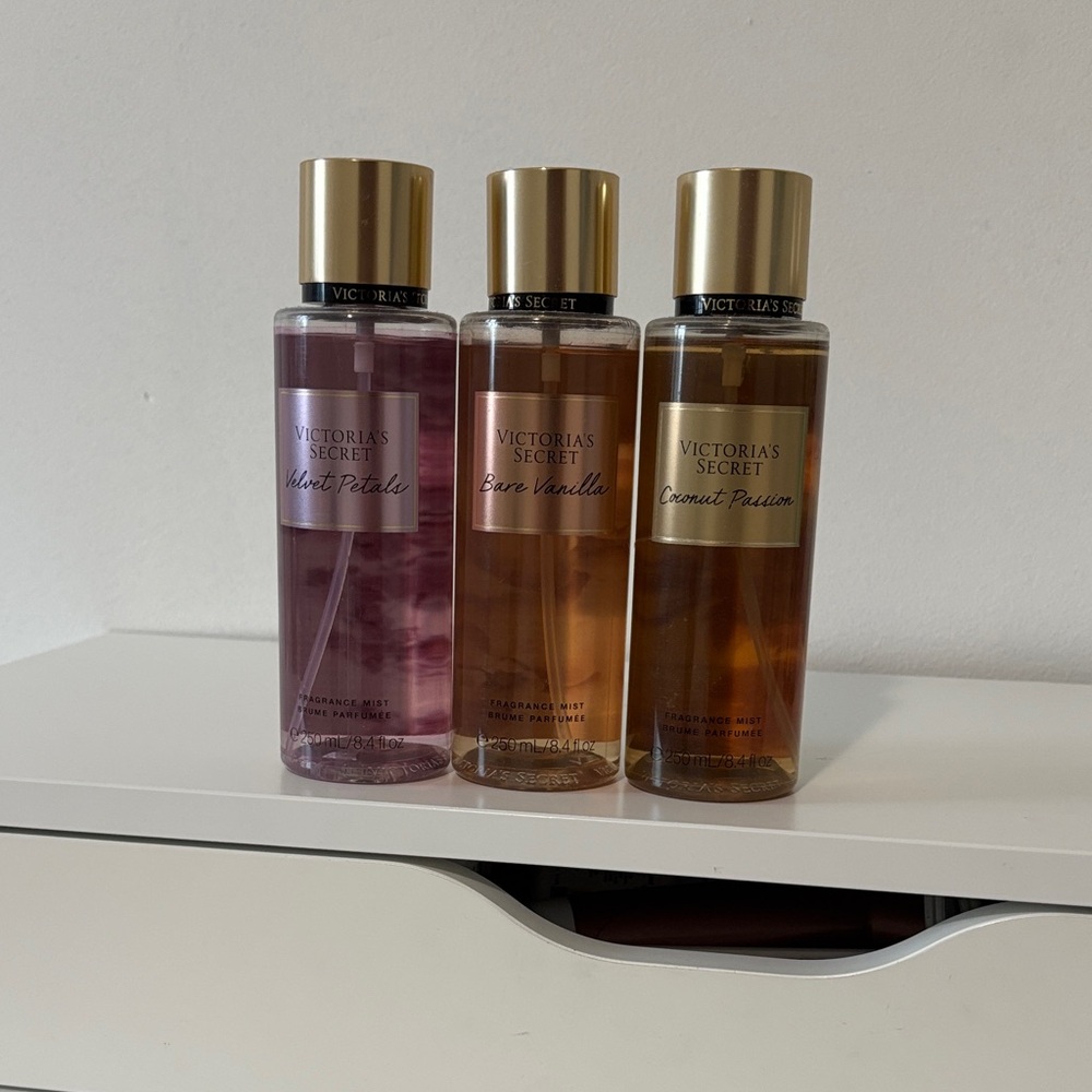 Victoria's Secret Mist (Bare vanilla has been used slightly)